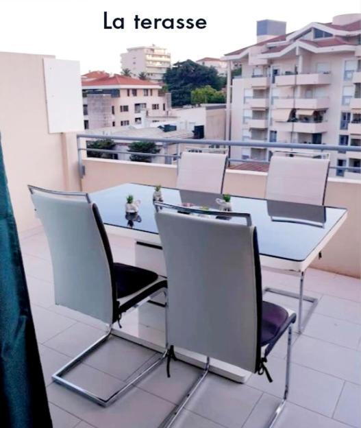 Superbe Appartement A Deux Pas Du Centre Ville คานส์ ภายนอก รูปภาพ